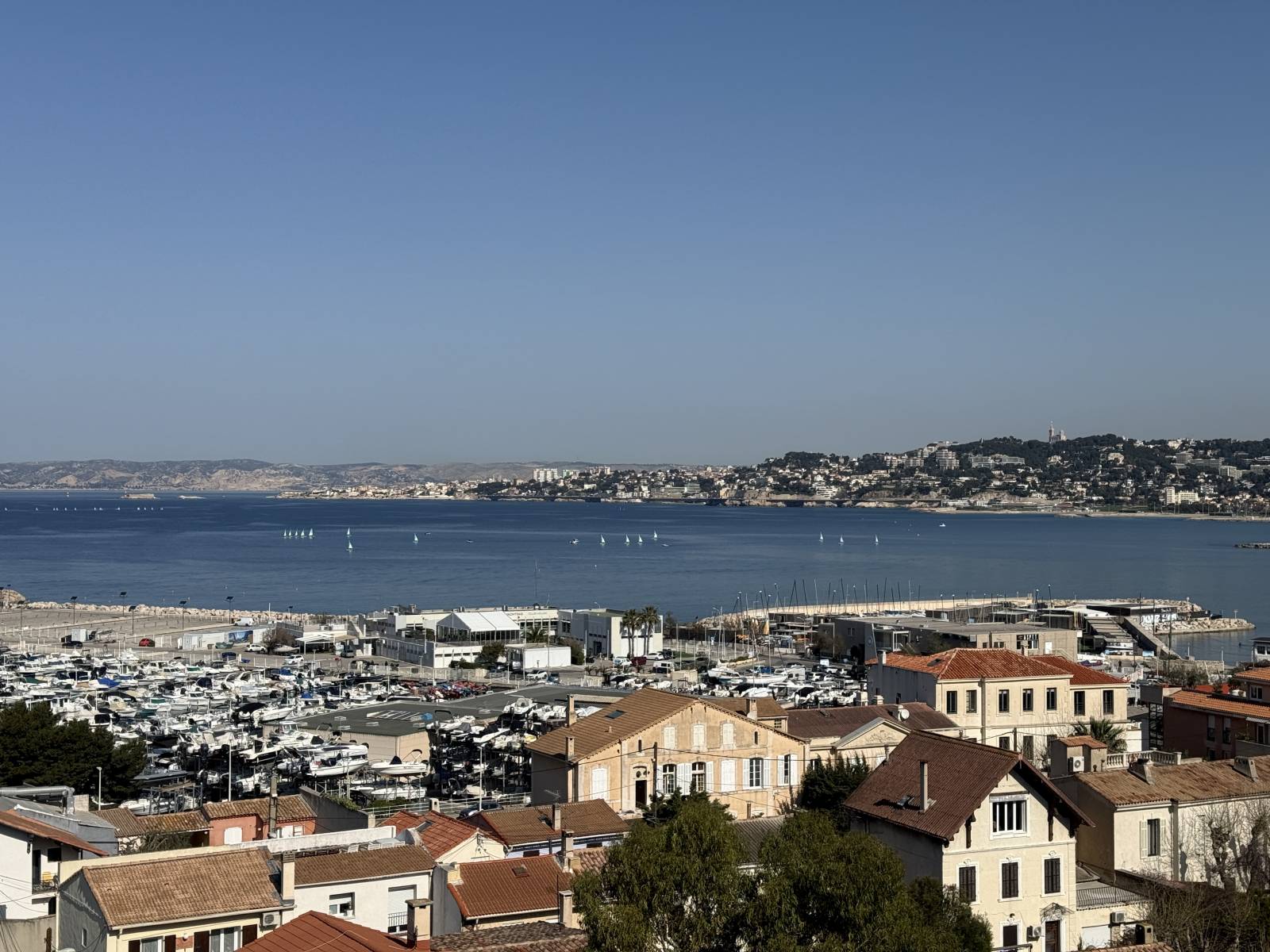 Appartement 3/4 pièces vue mer exceptionnelle Marseille 8e – Montredon 