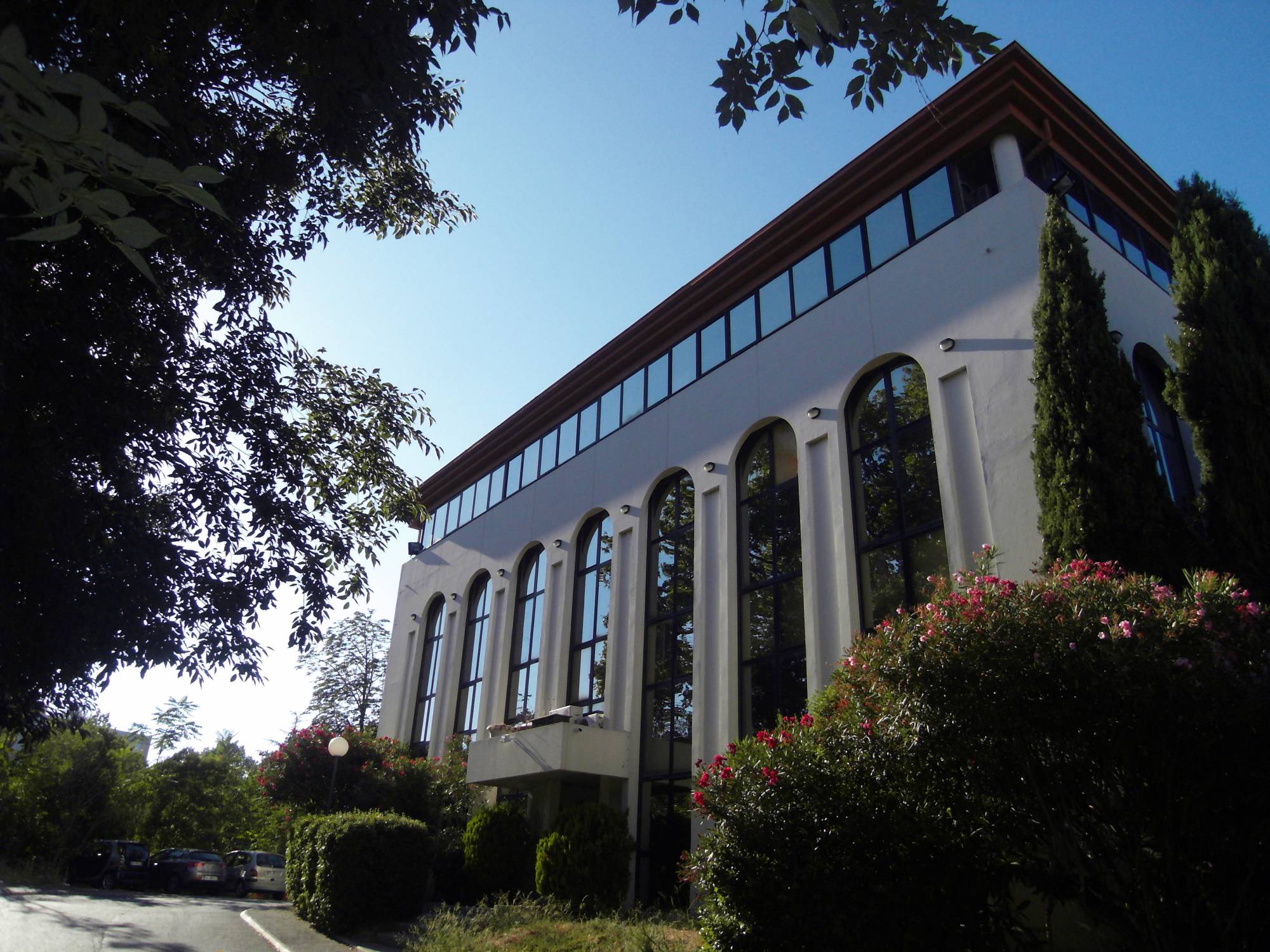 Bureaux à louer à MARSEILLE 13012 St Barnabé/La fourragère