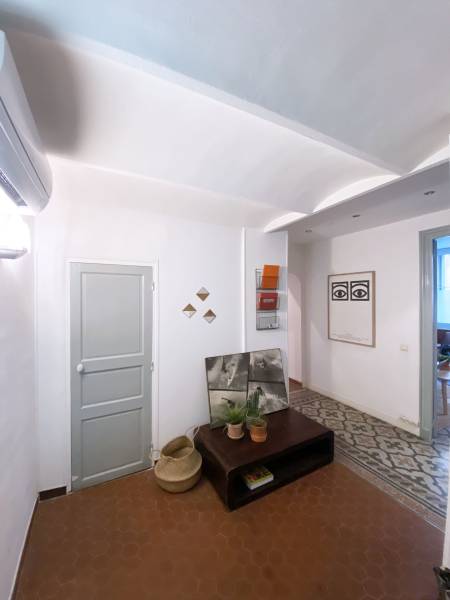 Local professionnel – Rez-de-chaussée – Rue Breteuil, Marseille 6ᵉ