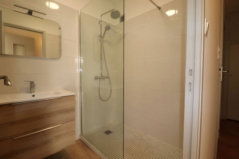 A louer appartement 4 pièces 61 m² Timone 13005 Marseille