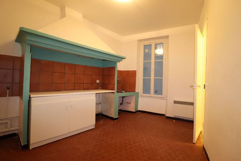 CUISINE A louer 2 pièces 61 m² Thiers 13001 Marseille