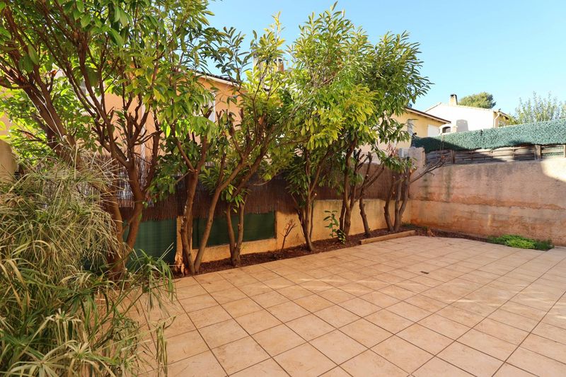 A louer Maison de ville 4 pièces de  70 m² avec terrasse de 47 m² 13127 Vitrolles