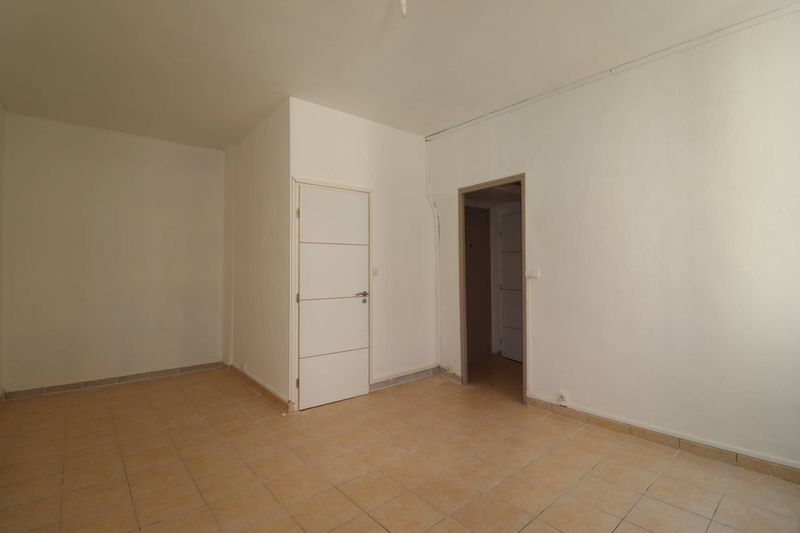 A louer T1 Baille Castellane 13006 Marseille