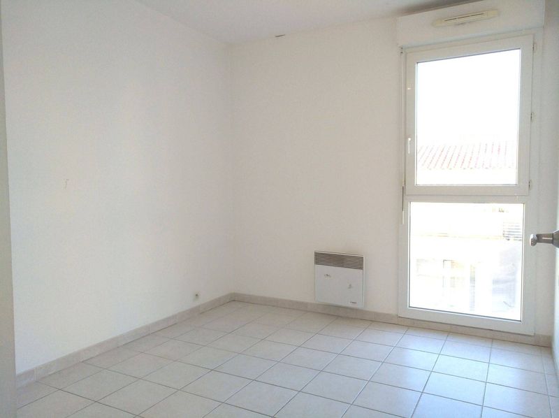 A louer Blancarde 13004 appartement 3 pièces de 60 m² avec terrasse et parking privatif