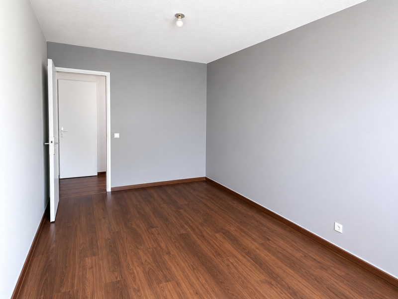 À louer Saint Tronc 13010 Marseille  – Spacieux appartement T4 avec terrasse, parking privatif et cave