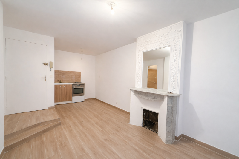 Appartement T2 rénové – Centre-ville Marseille 1er