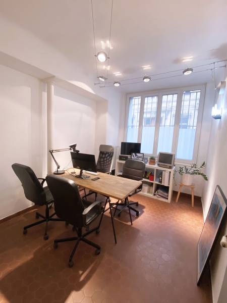 Local professionnel – Rez-de-chaussée – Rue Breteuil, Marseille 6ᵉ