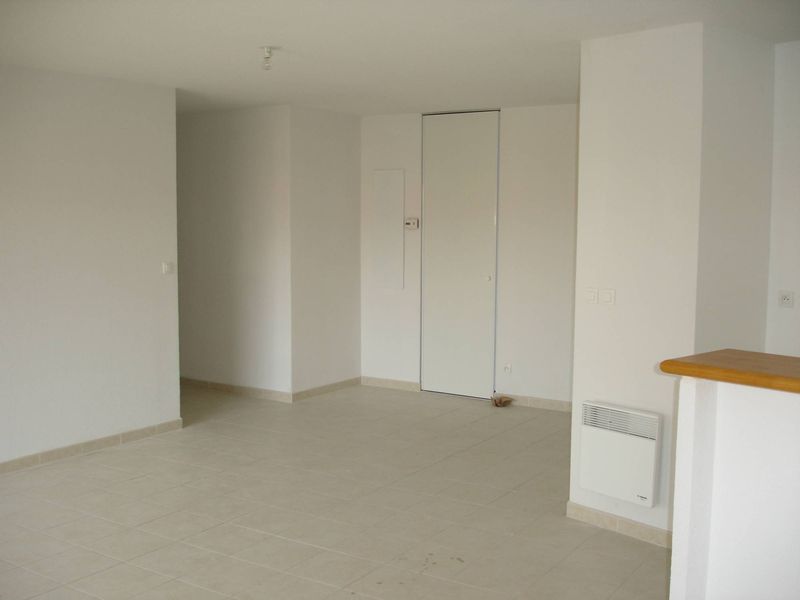 séjour A louer Appartement t3 avec terrasse et garage Fourragère / Saint Jean du désert  13012 Marseille