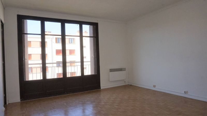 A location Marseille 13012 T4 Saint Barnabé