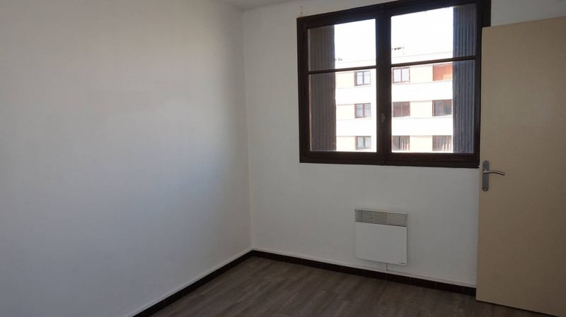 A location Marseille 13012 T4 Saint Barnabé