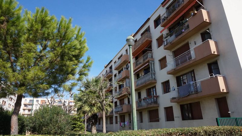 A location Marseille 13012 T4 Saint Barnabé