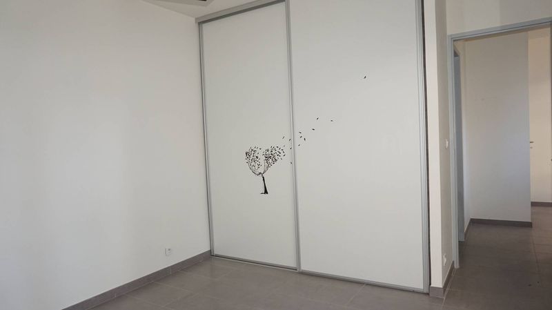 A la location ,Villa T5 4 chambres de 111 m² Beaumont 13012 Marseille