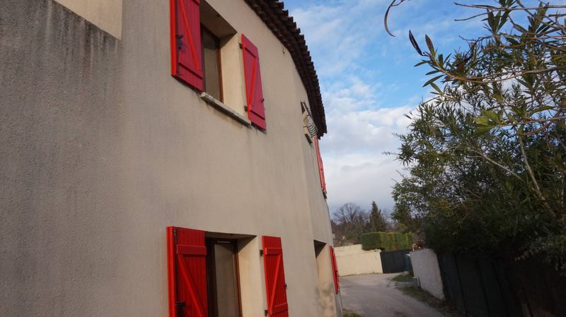 A louer Secteur Caillols 13012 Maison de ville 3 pièces