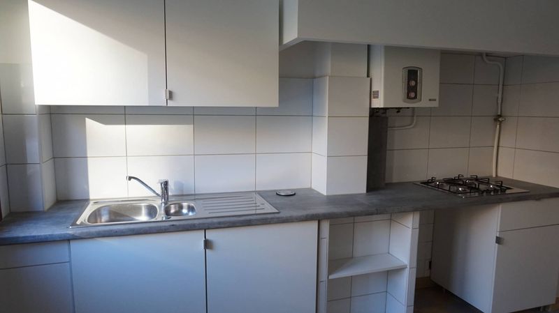 location appartement 4 pièces 13004 Marseille