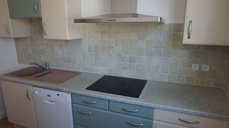 Rare à la location Appartement 4 pièces de 111 m² avec terrasse et garage Place Sébastopol 13004 Marseille