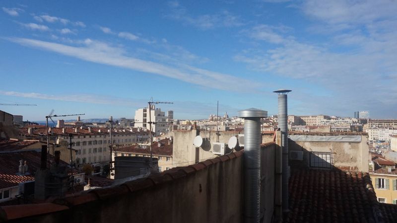 vue dégagée appartement t3 91 m² à louer Marseille 1er arrondissement