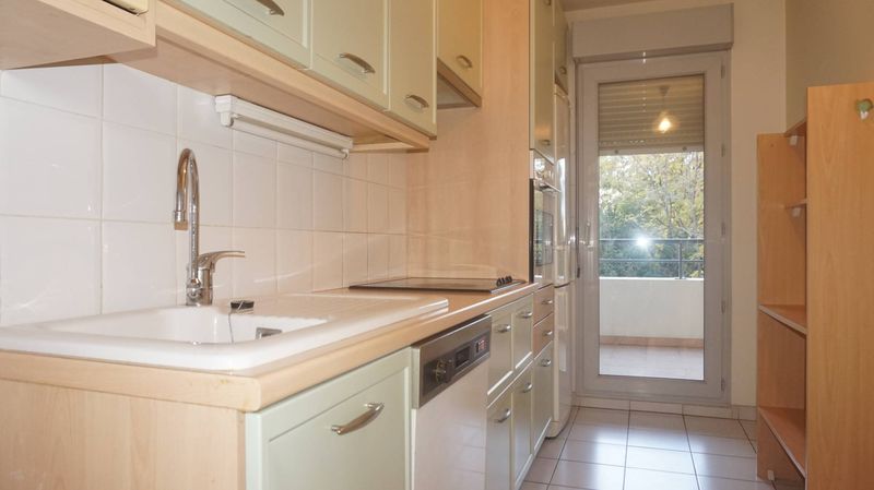 A louer 3 pièces 68.04 m² terrasse, garage et parking La Fourragère 13012 Marseille