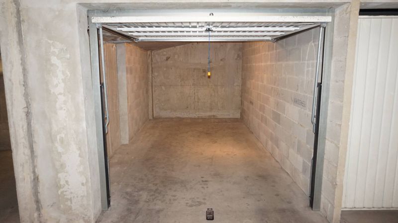 A louer garage 13005 Marseille