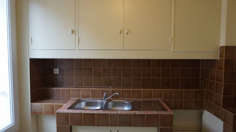 à louer type 3 marseille 13005