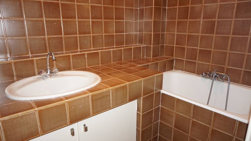 salle de bains type 3 à louer 13005 Marseille