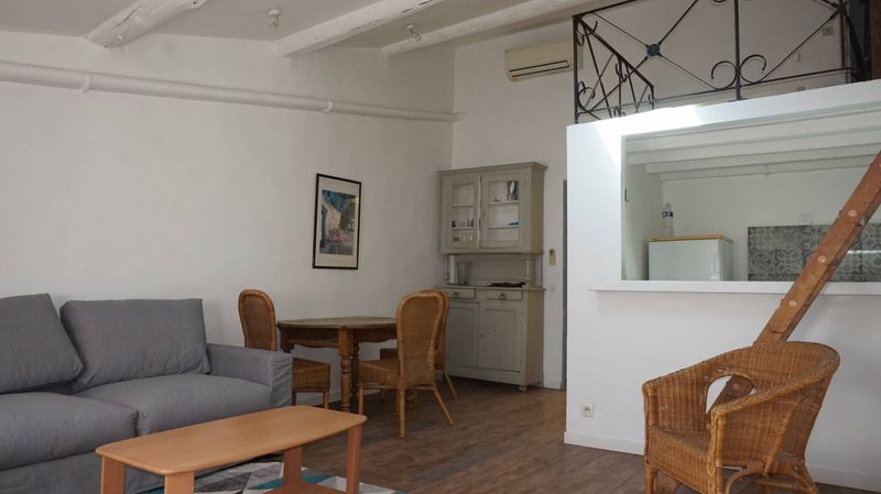 Location meublée A louer appartement 3 pièces, 2 chambres 13100 Aix en provence