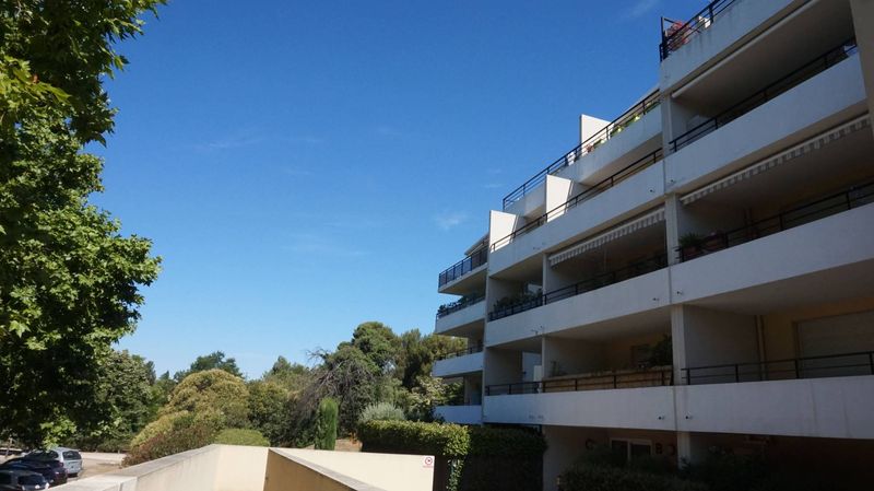 terrasse appartement 3 pièces 13012 Marseille