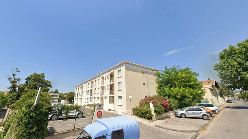 A louer appartement 3 pièces 57 m2 rénové avec cave Petit Bosquet - Saint Barnabé 13012 Marseille