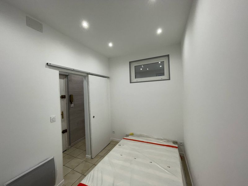 pièce supplémentaire - A louer type 1 / 2 de 33 m² sur le port de la Seyne sur Mer Location meublée 83500 Seyne Sur Mer