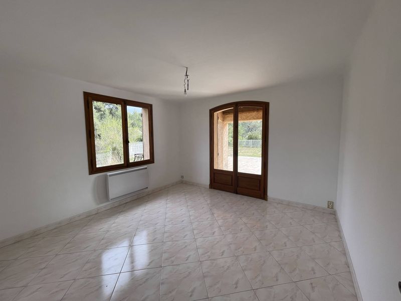 chambre A louer Maison individuelle de 200 m² sur 1000 m² de terrain 4 chambres, garage 13360 Roquevaire