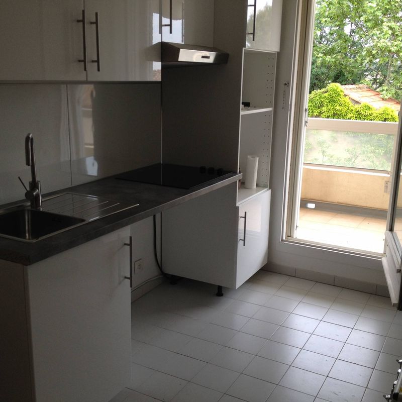 A la location Saint Julien 13012 Marseille Appartement T3 68 m² avec terrasse