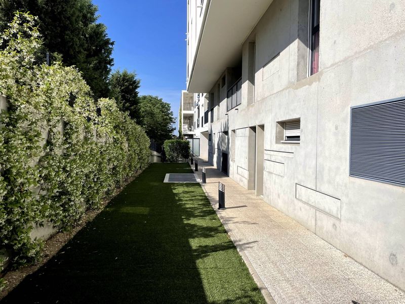 A louer appartement 2 pièces meublé de 42 m² en rdc 13012 Marseille