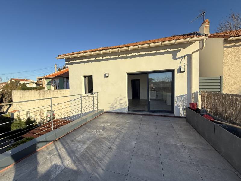 A louer appartement 4 pièces avec mezzanine et terrasse sur le secteur de Montolivet 13012 Marseille