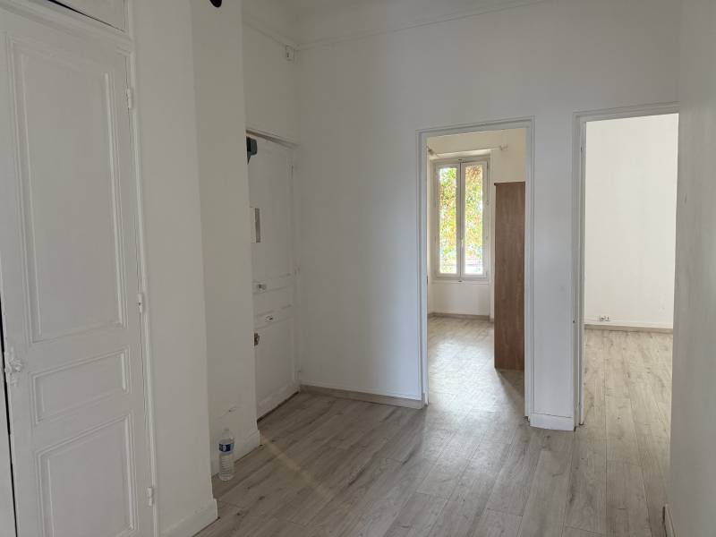 A la location grand appartement 3 pièces secteur Montolivet 13012 Marseille