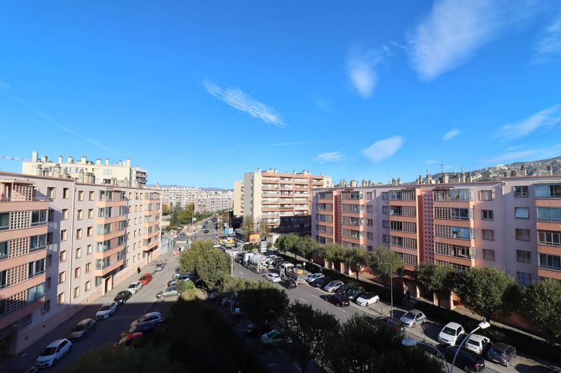 A louer appartement 3 pièces entièrement meublé Sainte Marguerite 13009 Marseille