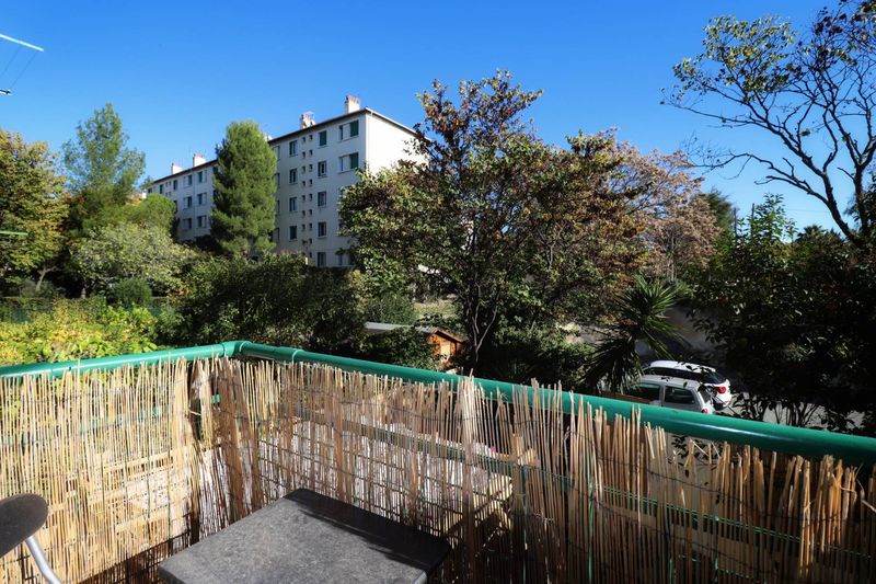 A louer appartement 3 pièces entièrement rénové Montolivet 13012 Marseille