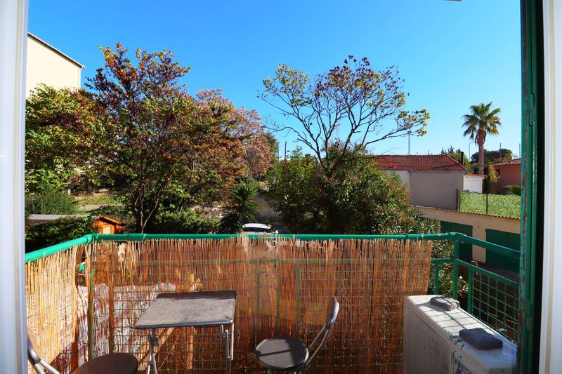 A louer appartement 3 pièces entièrement rénové Montolivet 13012 Marseille