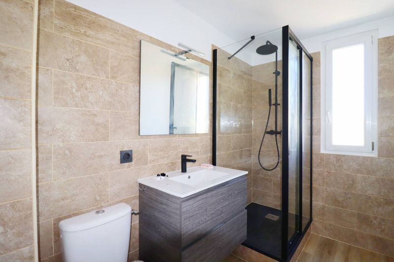 A louer appartement 3 pièces entièrement rénové Montolivet 13012 Marseille