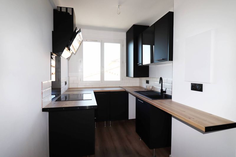 A louer appartement 3 pièces entièrement rénové Montolivet 13012 Marseille