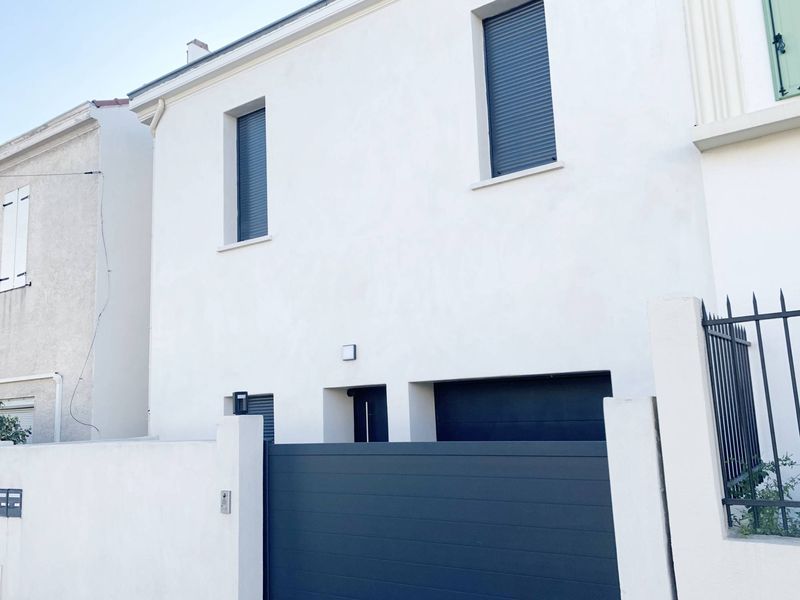 A la location appartement de 3 pièces avec jardin, piscine et garage 13012 Marseille