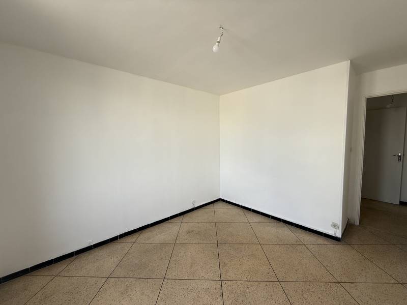 A louer Marseille 4e – Secteur Chartreux / Dôme – T4/5 de 78,83 m² avec balcon et cave