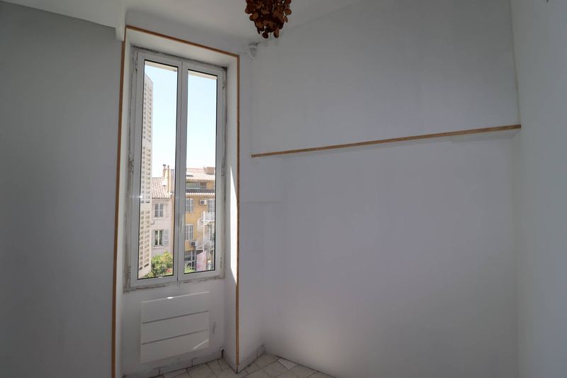 A louer T2 38 m² Notre Dame du Mont 13006 Marseille