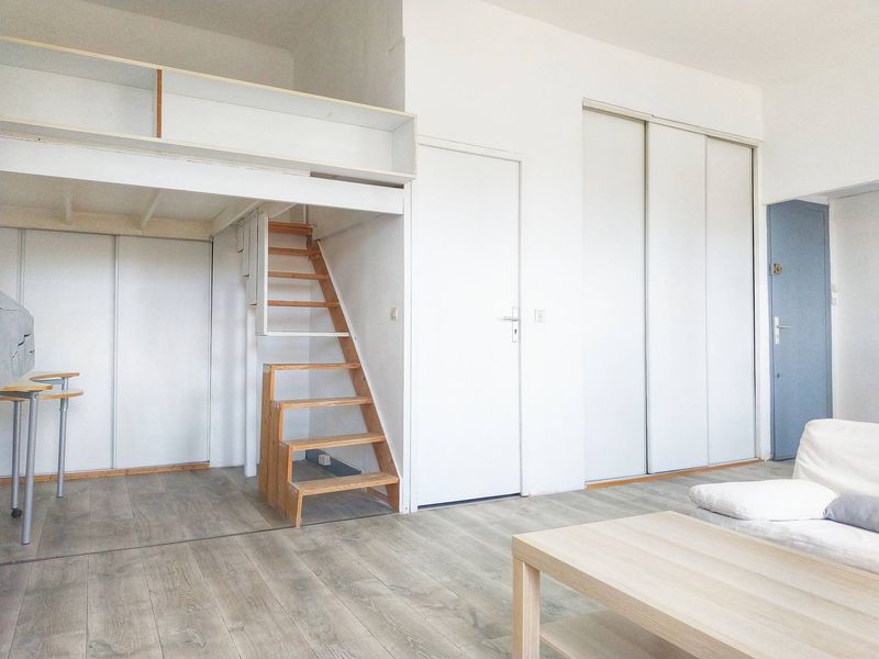 à la location Marseille 13004 studio meublé