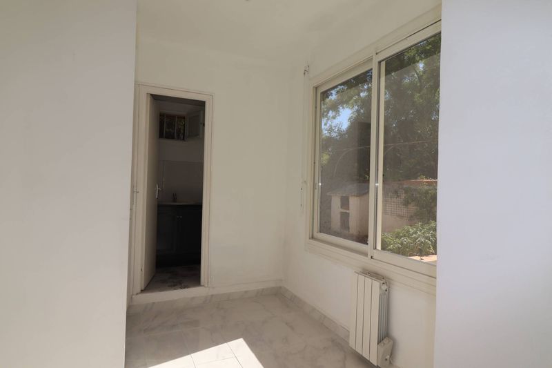 A louer maisonnette de type 2 avec jardin et terrasse Bois Luzy 13012 Marseille