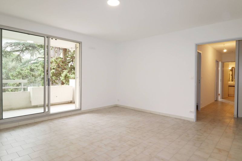 A louer appartement 3 pièces de 64 m² avec balcon Cabot 13009 Marseille