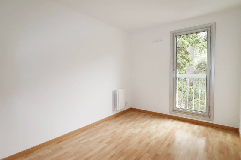 A louer appartement 3 pièces de 64 m² avec balcon Cabot 13009 Marseille