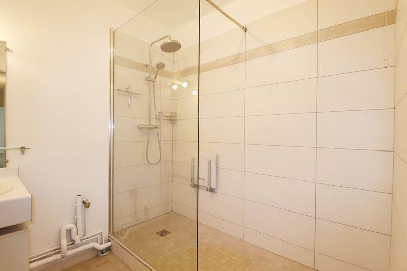 A louer appartement 3 pièces de 64 m² avec balcon Cabot 13009 Marseille