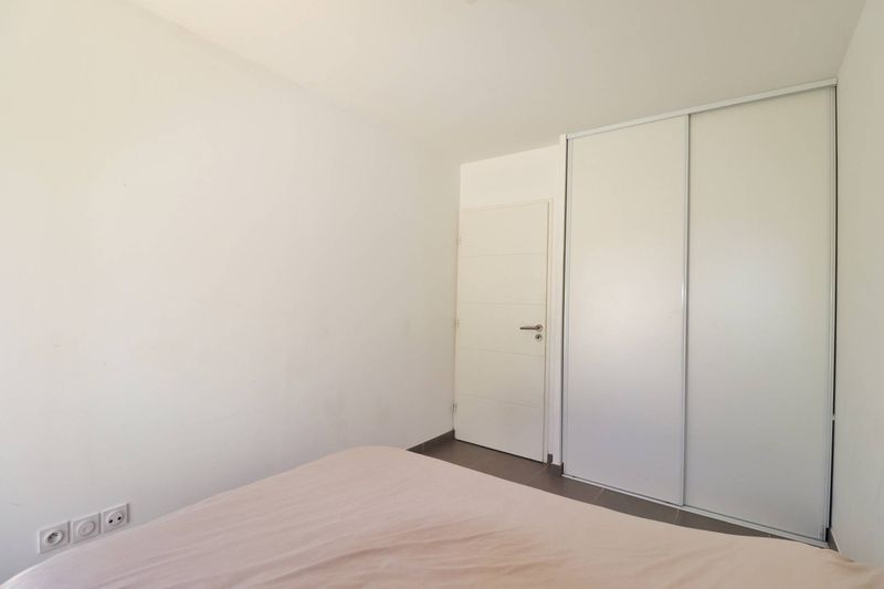 A louer 3 pièces 60 m² avec terrasses et 3 places de parking privatives Beaumont 13012 Marseille