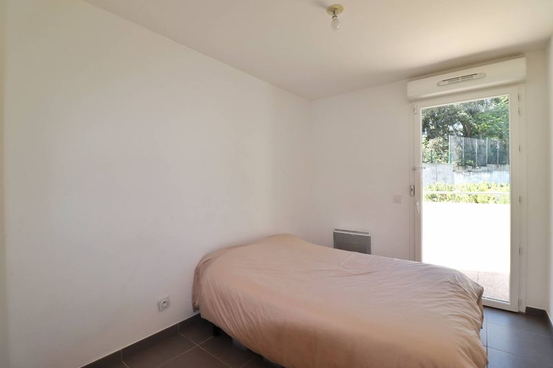 A louer 3 pièces 60 m² avec terrasses et 3 places de parking privatives Beaumont 13012 Marseille