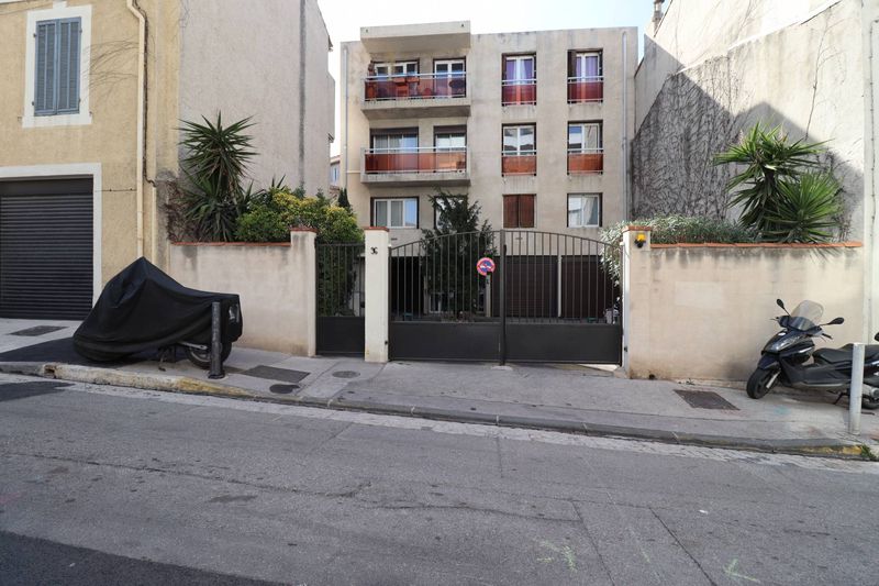 A louer appartement 3 pièces proche de la plage des catalans 13007 Marseille