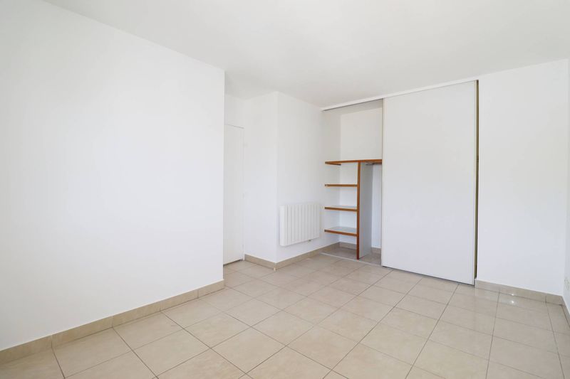 A louer grand appartement 3 pièces avec terrasse Croix rouge 13013 Marseille